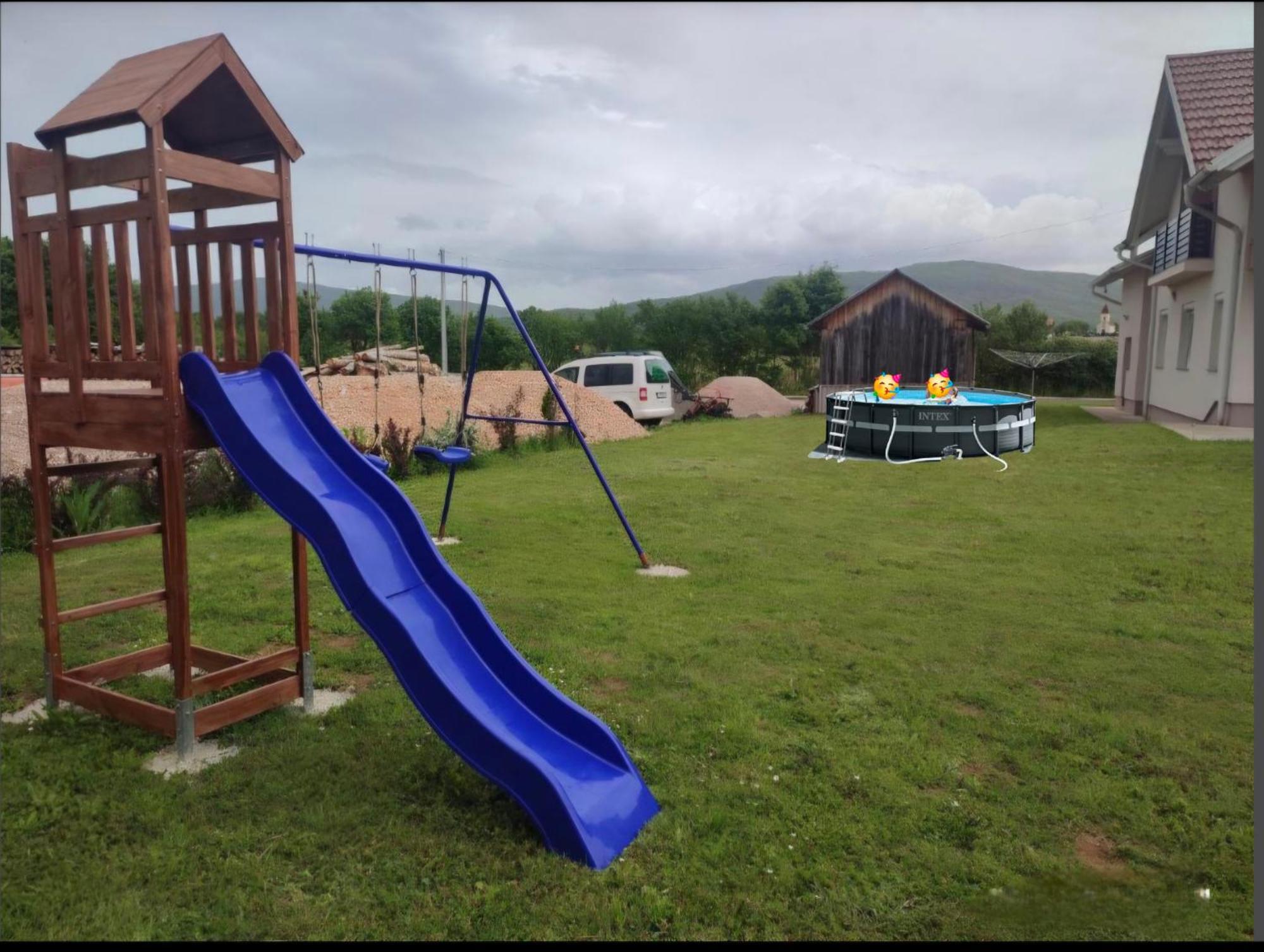 Apartman Swans Otočac Екстериор снимка